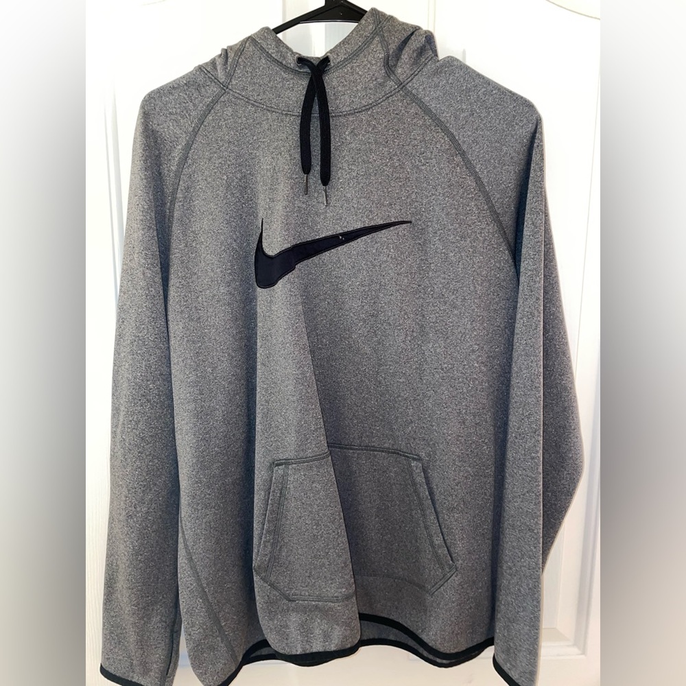 dark gray nike hoodie
